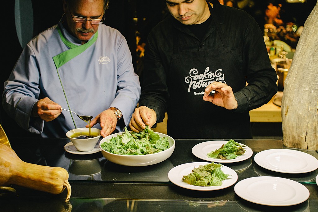Cooking and Nature Emotional Hotel