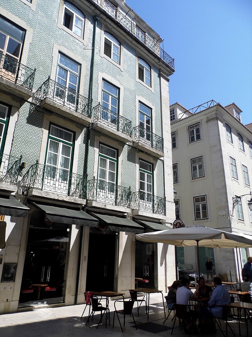 Browns Boutique Hotel