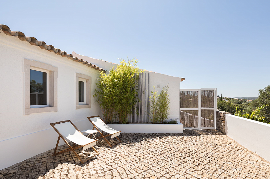 Farmhouse of the Palms