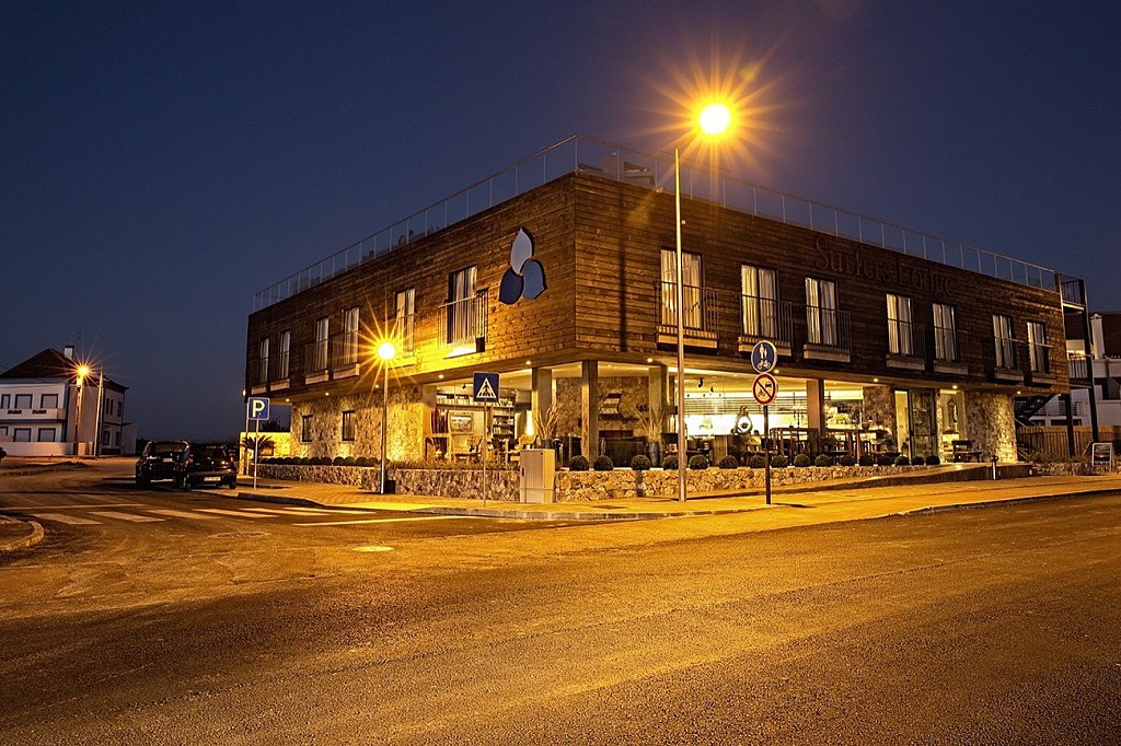 Hotel Surfers Lodge Peniche