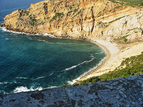  Os encantos da costa de Set&uacute;bal e o seu vinho 