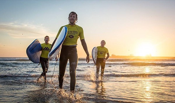 Surfing Days in Matosinhos